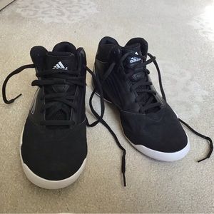 Men Adidas basket ball shoes size 10.5 US